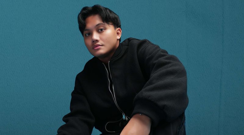 Rizky Febian dan Romansa Sunyi dalam ‘Malam Rawan‘
