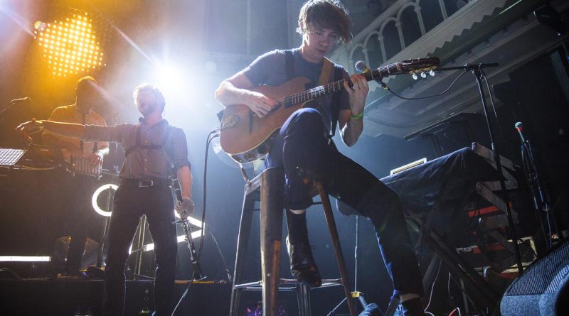 Dari Dangdut hingga Indie Pop: Evolusi Genre Musik Indonesia dalam Era Media Sosial